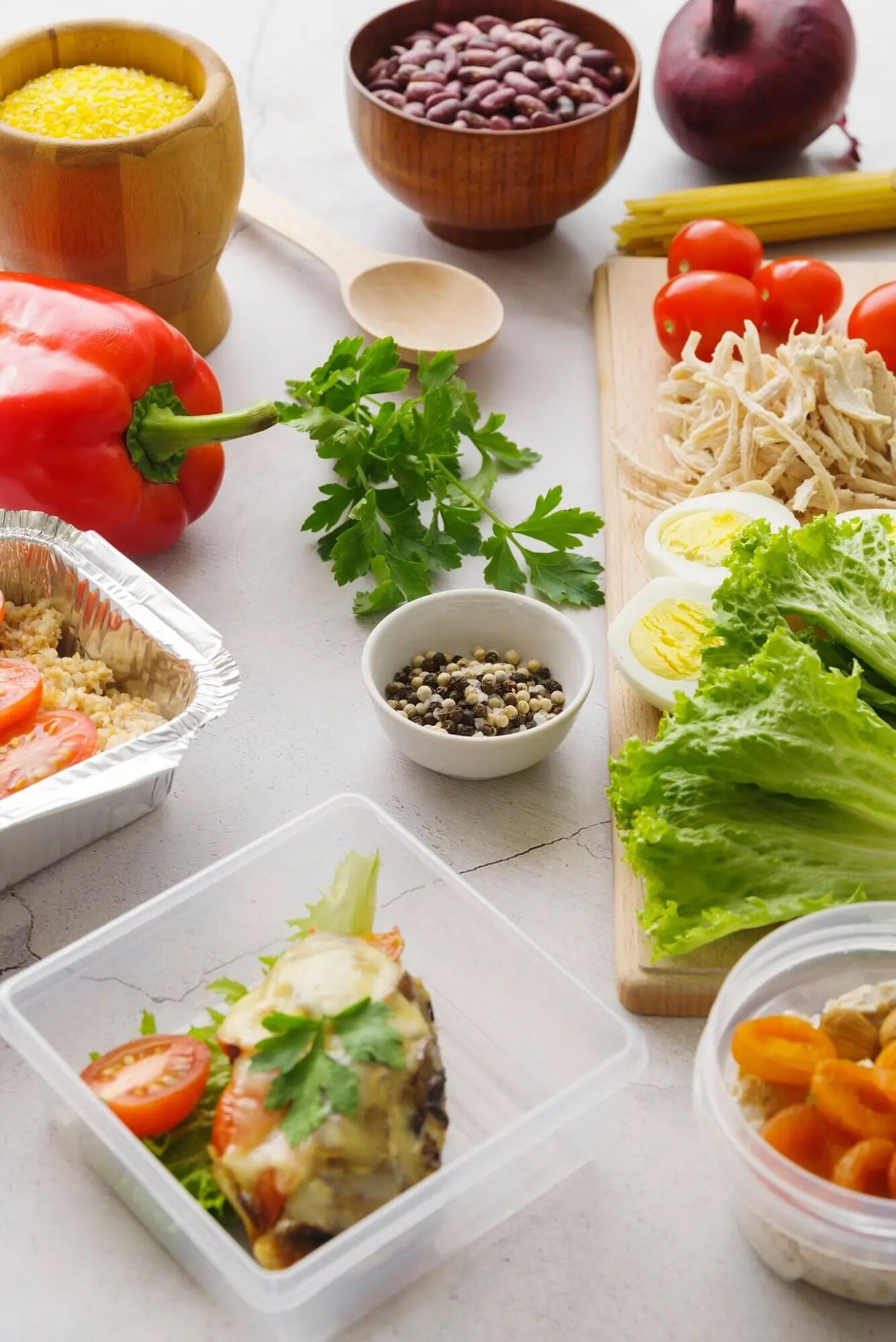 Aufnahme aus der Vogelperspektive eines köstlichen Food-Konzepts